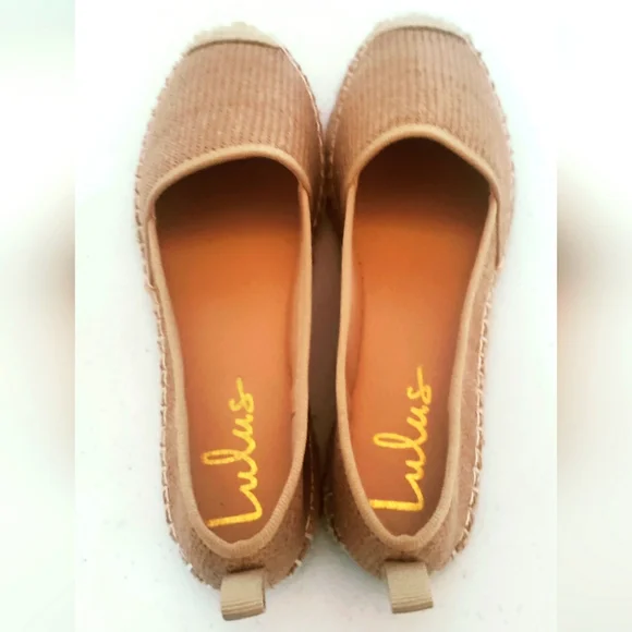 SOLD! Lulu's bohemian canvas loafers size 7 1/2 tan color - Picture 5 of 5